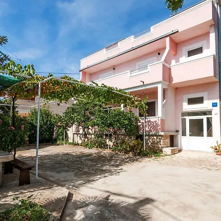 Front In Svfilip I Jakov Apartament Sveti Filip i Jakov